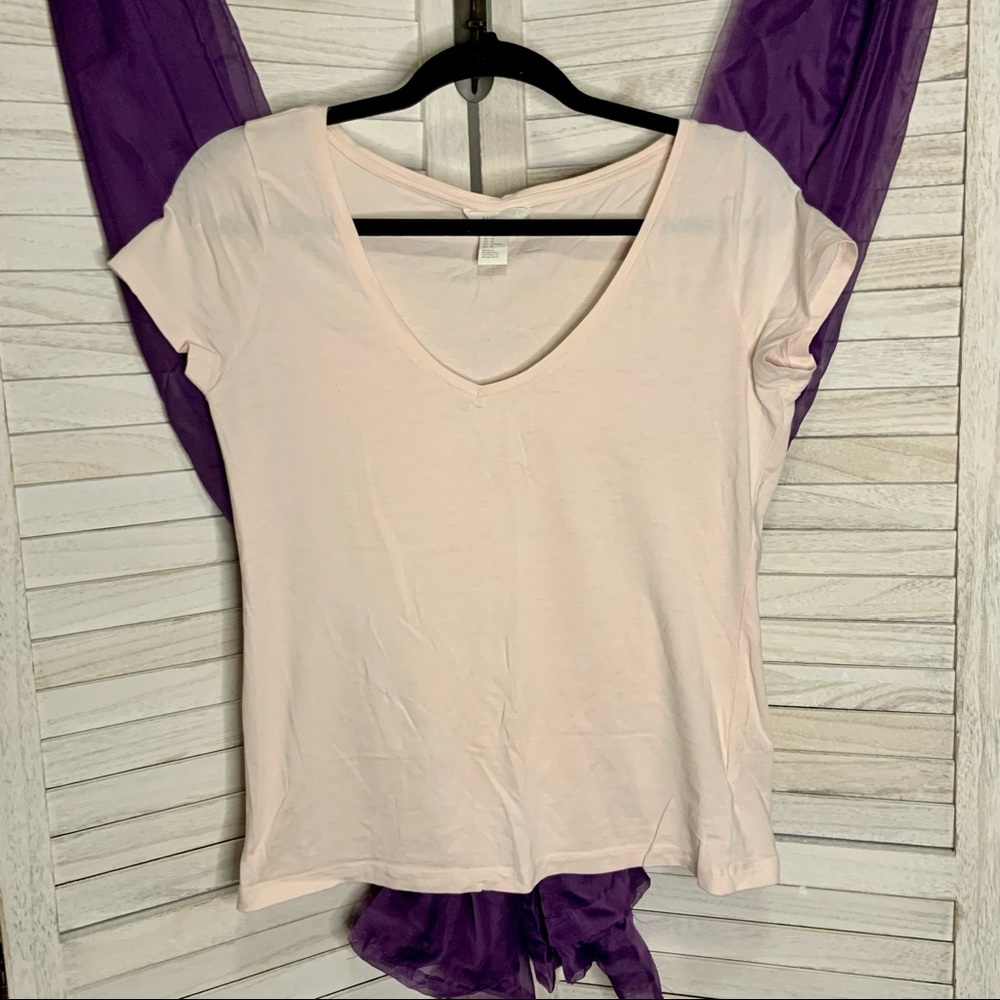 H&M Basic Baby Pink Soft Stretch V Neck Short Sleeve T Shirt Top M